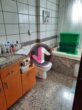 Imagem Este espaçoso apartamento é a escolha ideal para quem busca sofisticação, conforto e uma localiz...