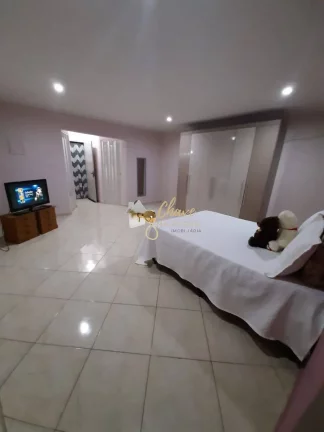 Imagem Casa a venda em Jardim Flor de Maio com 4 Dormitorios