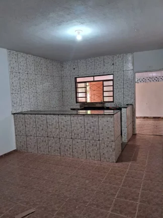 Imagem ALUGA-SE LINDA CHÁCARA TODA DE LAGE AREA EM L