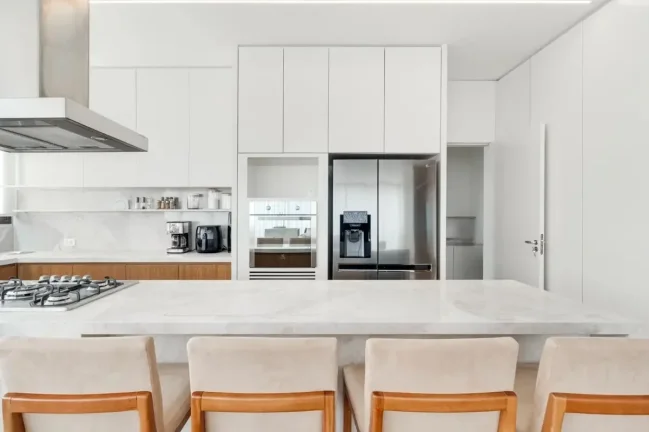 Imagem Apartamento 157M², 3Q, 3 Suítes, 3 Banheiros, Closet, 2 Vagas, Varanda Gourmet, Piscina Aquecida, Academia, Sala de Massagem, Quadra, Terraço.