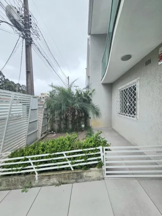 Imagem Sobrado para Venda em São José dos Pinhais, Parque da Fonte, 3 dormitórios, 2 banheiros, 2 vagas