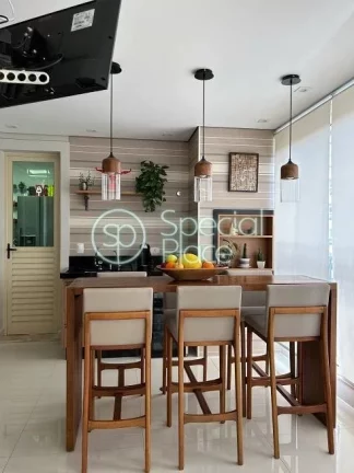 Imagem Belíssimo imóvel finamente decorado. São 123m2 de área privativa, 3 dormitórios ( 1 suíte) e 2...