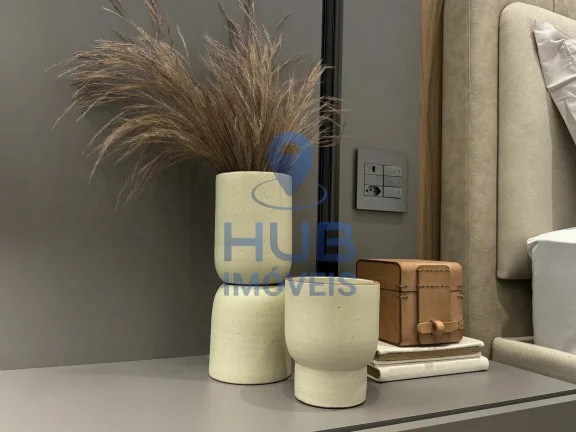 Imagem Apartamento com 4 dormitórios à venda sendo 4 suítes, 180.7 m² por - R$ 7.575.832,18 - Centro - Bal. Camboriú/SC