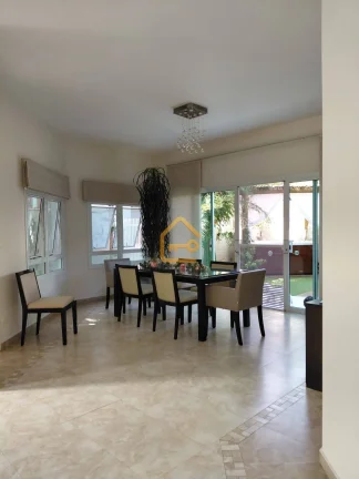 Imagem Sobrado 3 dormitórios (3 suítes), 2 vagas. Cond. Villa Branca l. Jacareí