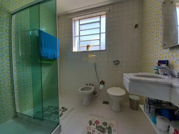 Imagem Casa em Condomínio para Venda em Teresópolis / RJ no bairro Alto