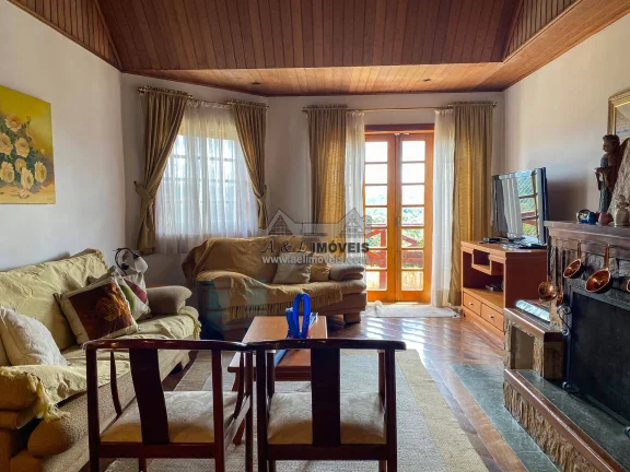 Imagem Apartamento à venda em Campos do Jordão - Com vista panorâmica
