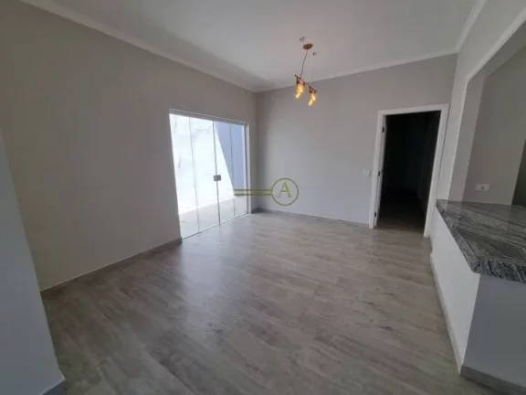 Imagem Casa reformada térrea, 100 metros da praia Piscina com cascata, luz de led