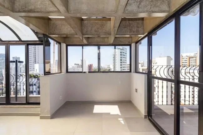 Imagem Cobertura Duplex 330M², 3Q, 1 Suíte, 4 Banheiros, 4 Vagas, Academia, Churrasqueira, Piscina Adulto e Infantil, Espaço Gourmet, Salão de Jogos.