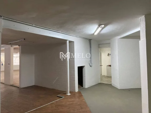 Imagem Oportunidade em PIEDADE: Casa Comercial, 800m², 03qts, 01suite,,.