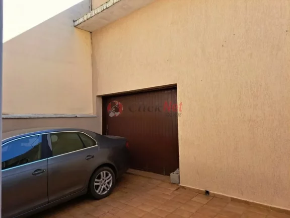 Imagem Sobrado espaçoso bem localizadoà venda no bairro Assunção, São Bernardo do Campo, com 3 dormitórios, sendo 1 suíte, 5 vagas, 246 m².