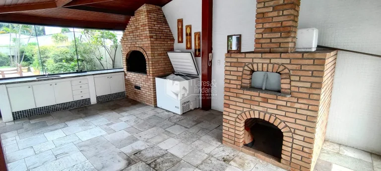 Imagem APTO COM 190M² 4 DORMS, SENDO 2 SUÍTES, ARMARIOS PLANEJADOS, COM 4 VAGAS LIVRES, 1 POR ANDAR, LAZER – OPORTUNIDADE AGUA FRIA