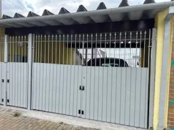 Casa com 2 Quartos para Alugar, 125 m² em Centro - Carapicuíba