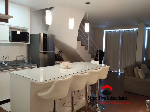 Imagem Apartamento Duplex Mobiliado a Venda no Vila Capivari em Campos do Jordão.