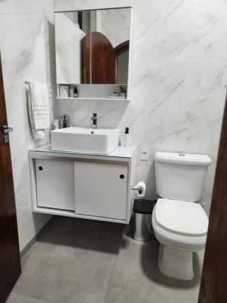 Imagem Casa com 3 dormitórios à venda, 220 m² por R$ 630.000,00 - Vila Suissa - Mogi das Cruzes/SP