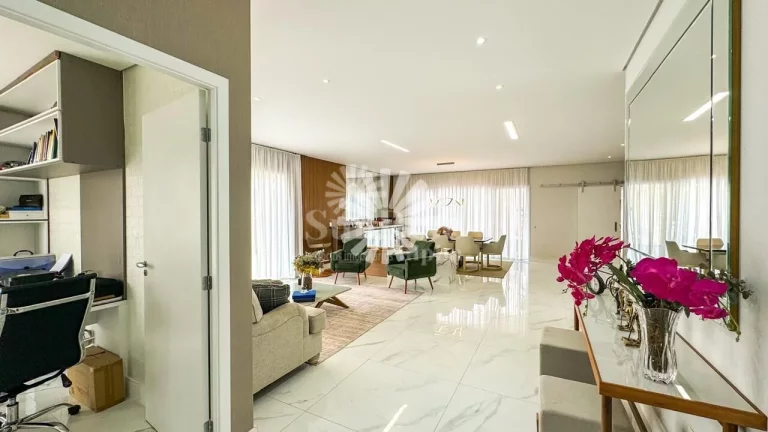 Imagem Casa de esquina à venda no Gênesis 1 440 m² AC - 550 m² AT - 4 suítes | R$4.400.000 - Santana de Parnaíba/SP