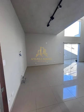 Imagem Casa Sobrado, 3 dormitórios ( 1 suíte), piscina, 4 vagas, Crystal Park Jaca