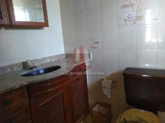 Imagem Casa Duplex Condomínio c/ Entrada Independente