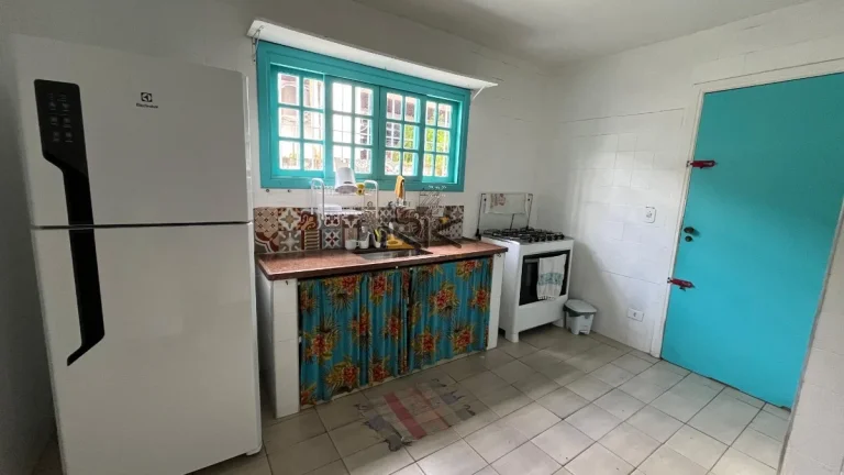 Imagem CASA COM 3 DORMITÓRIOS SENDO 1 SUÍTE,VARANDA,QUINTAL