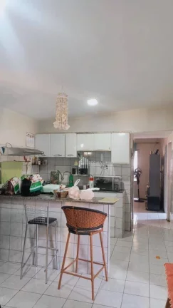 Imagem Casa de 3 dormitórios à venda por R$ 300.000,00 - Dirceu Arcoverde - Teresina/PI