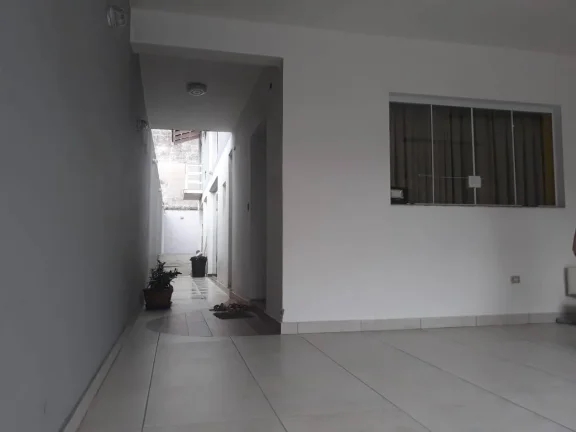 Imagem Casa Espaçosa com 3 Dormitórios e Área Gourmet em Jardim Independência