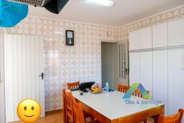 Imagem VILA VERMELHA Lindo sobrado 160 metros, 3 dormitórios, 1 suíte, 2 vagas com ótimo valor e localização.