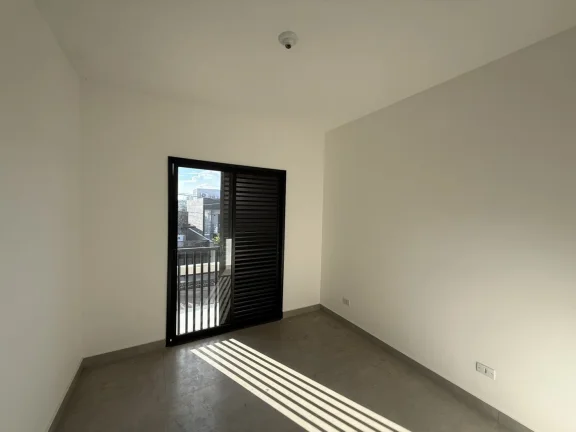 Imagem Casa Nova Jaguari c/ 2 Dormitórios, Quintal Amplo e 2 Vagas