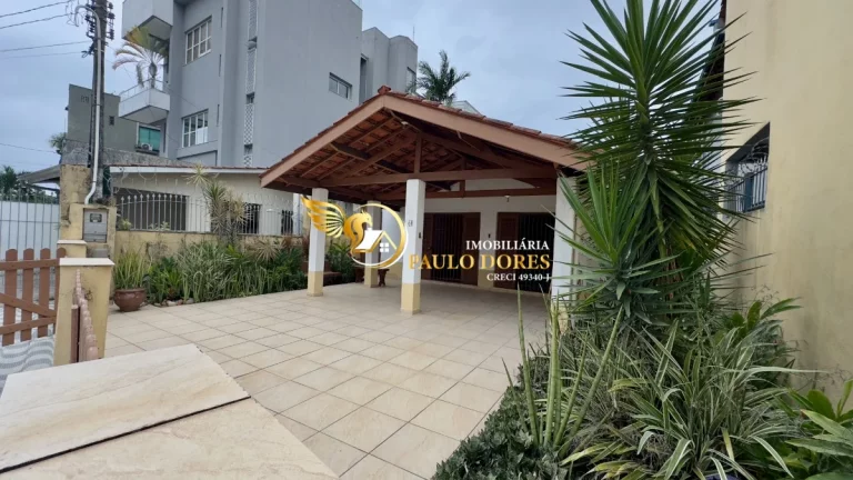 Imagem Casa à Venda na Melhor Localização de Ubatuba a Apenas 50Mtrs da Orla da Praia Itaguá SP
