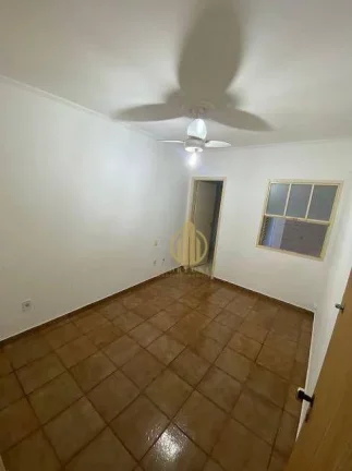 Imagem Apartamento Térreo Fundos com 3 dormitórios com 1 suíte à venda, 117 m² por R$ 350.000 - Condomínio Itamaraty - Ribeirão Preto/SP