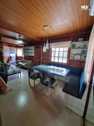 Imagem Venha se encantar com esta charmosa casa à venda em Vila Velha! Com estilo fantástico e localizaç...