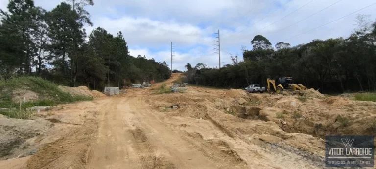 Imagem Terreno à Venda em Capivari de Baixo SC  250m²