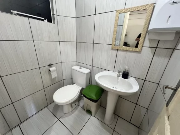 Imagem Ponto Comercial para Venda em Florianópolis / SC no bairro São João do Rio Vermelho