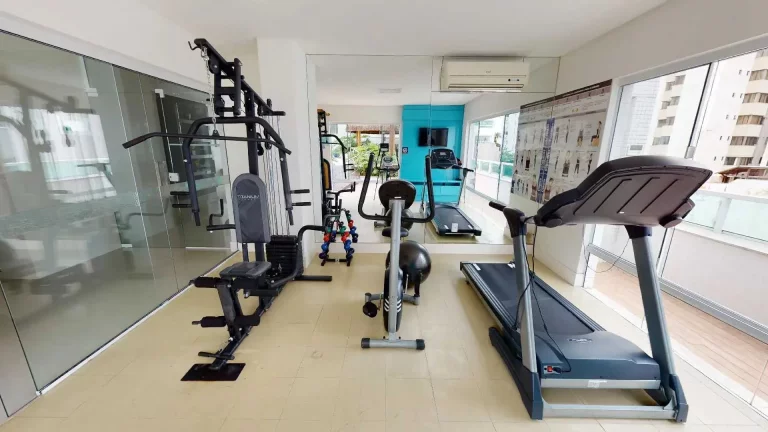 Imagem Apartamento com 3 suítes e 3 vagas de garagem no Centro de Balneário Camboriú