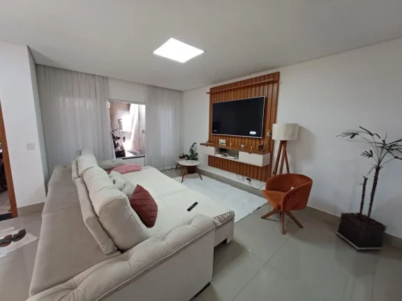 Imagem Sobrado com 3 dormitórios à venda, 200 m² por R$ 780.000,00 - Jardim Quaresmeira - Suzano/SP
