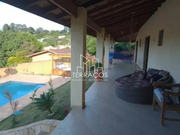 Imagem CASA COM 5 SUÍTE NA CHÁCARAS FERNÃO DIAS PRÓXIMA DE ESCOLA, PONTOS DE ÔNIBUS E MERCADOS.- ATIBAIA