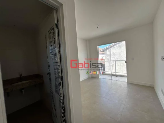 Imagem Apartamento com 3 dormitórios à venda, 68 m² por R$ 499.000 - Palmeiras - Cabo Frio/RJ