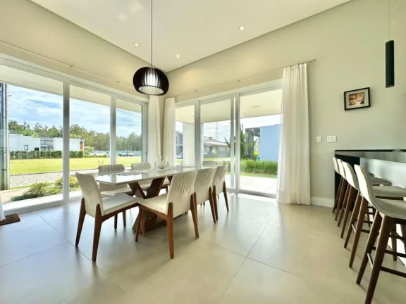Imagem Casa em Condominio 4 Dormitórios - Bairro Atlantida Sul