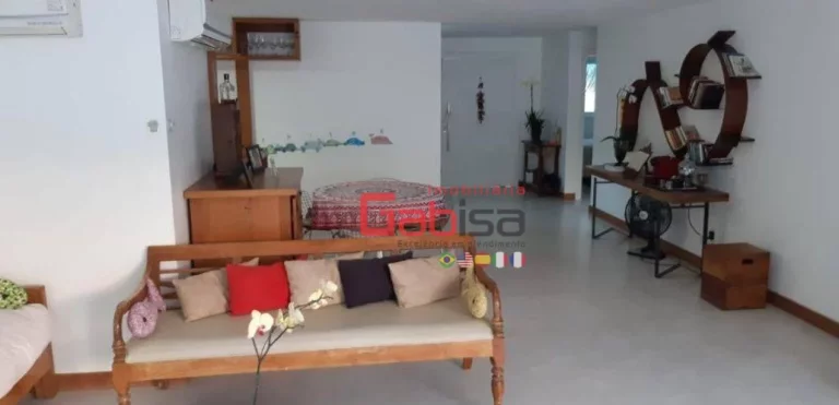 Imagem Casa com 5 dormitórios à venda, 310 m² por R$ 2.600.000,00 - Village de Búzios - Armação dos Búzios/RJ