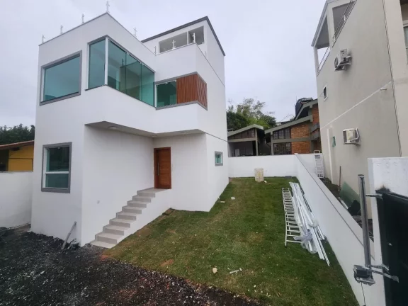 Imagem Casa / Sobrado para Venda em Florianópolis / SC no bairro Santinho