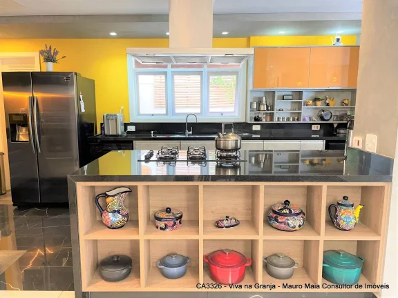 Imagem Casa Alto Padrão recém reformada, bom gosto e funcionalidade - Granja Viana