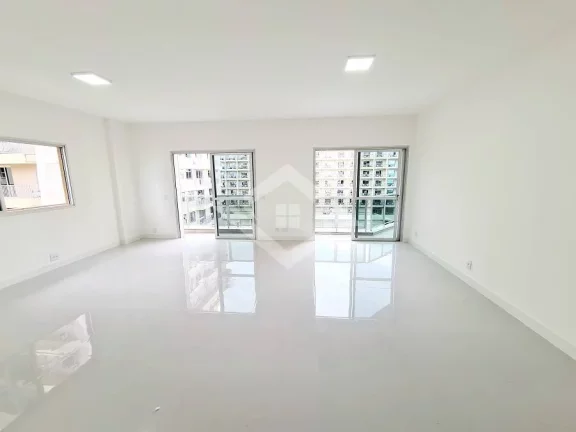 Imagem Apartamento de 4 Quartos para Venda em Copacabana com 185 m²