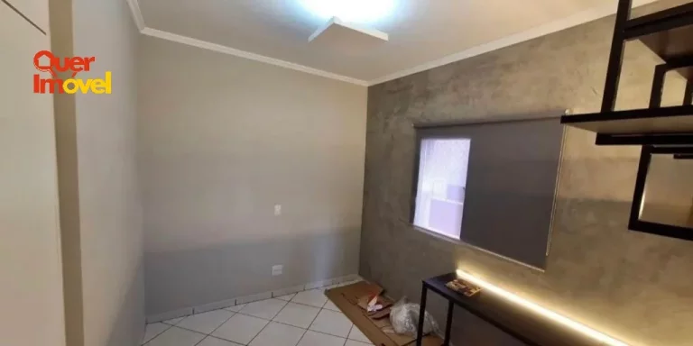 Imagem Apartamento à venda no Jardim Botânico em Ribeirão Preto-SP: 2 quartos, 1 suíte, 2 banheiros, 1 vaga de garagem, 60,00 m². Quer Imóvel Negócios Imobiliários.