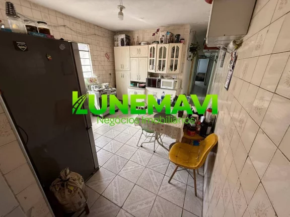 Imagem Casa à Venda no Centro de Ferraz de Vasconcelos - Perto de tudo para você!