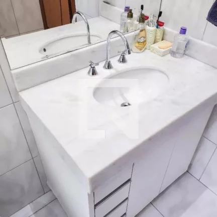 Imagem Imperdível: Casa à venda no Centro de São Bernardo do Campo-SP, com 3 quartos, 3 suítes e 4 vagas de garagem!