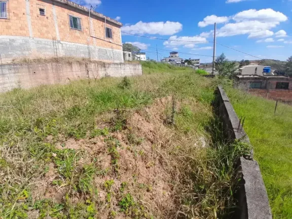 Imagem Lote à venda em Barbacena, Greenville, 200m2