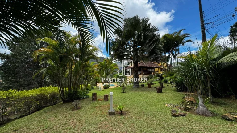 Imagem Casa com 5 dormitórios à venda, 450 m² por R$ 1.979.000,00 - Albuquerque - Teresópolis/RJ