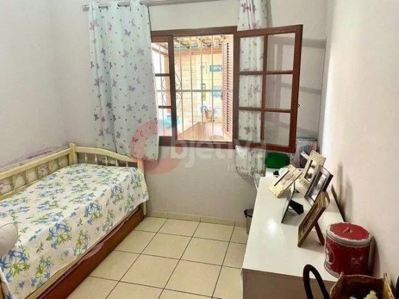 Imagem Casa independente duplex a venda com 3 quartos - Palmeiras - Cabo Frio/RJ