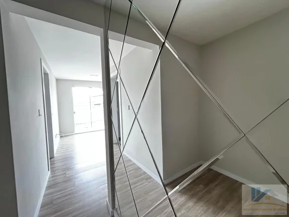 Imagem Apartamento para Venda em São José dos Pinhais, Iná, 3 dormitórios, 1 banheiro, 2 vagas