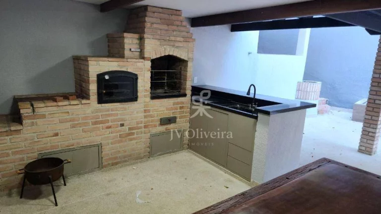 Imagem Casa em condomínioà venda, 322 m² com 3 suítes, 5 banheiros, 3 vagas - Granja Viana II - Cotia/SP
