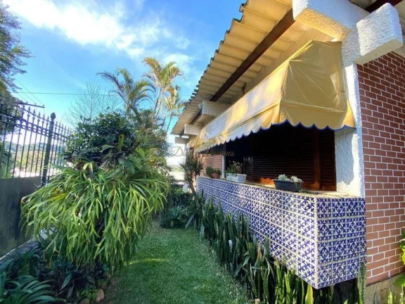 Imagem Casa para Venda em Teresópolis / RJ no bairro Golfe