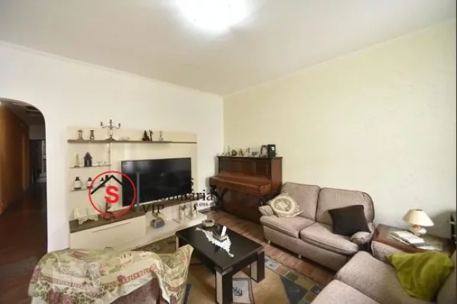 Imagem Casa t?(C)rrea com 3 dormitórios a venda na Mooca. Garagem para 4 carros e churrasqueira.